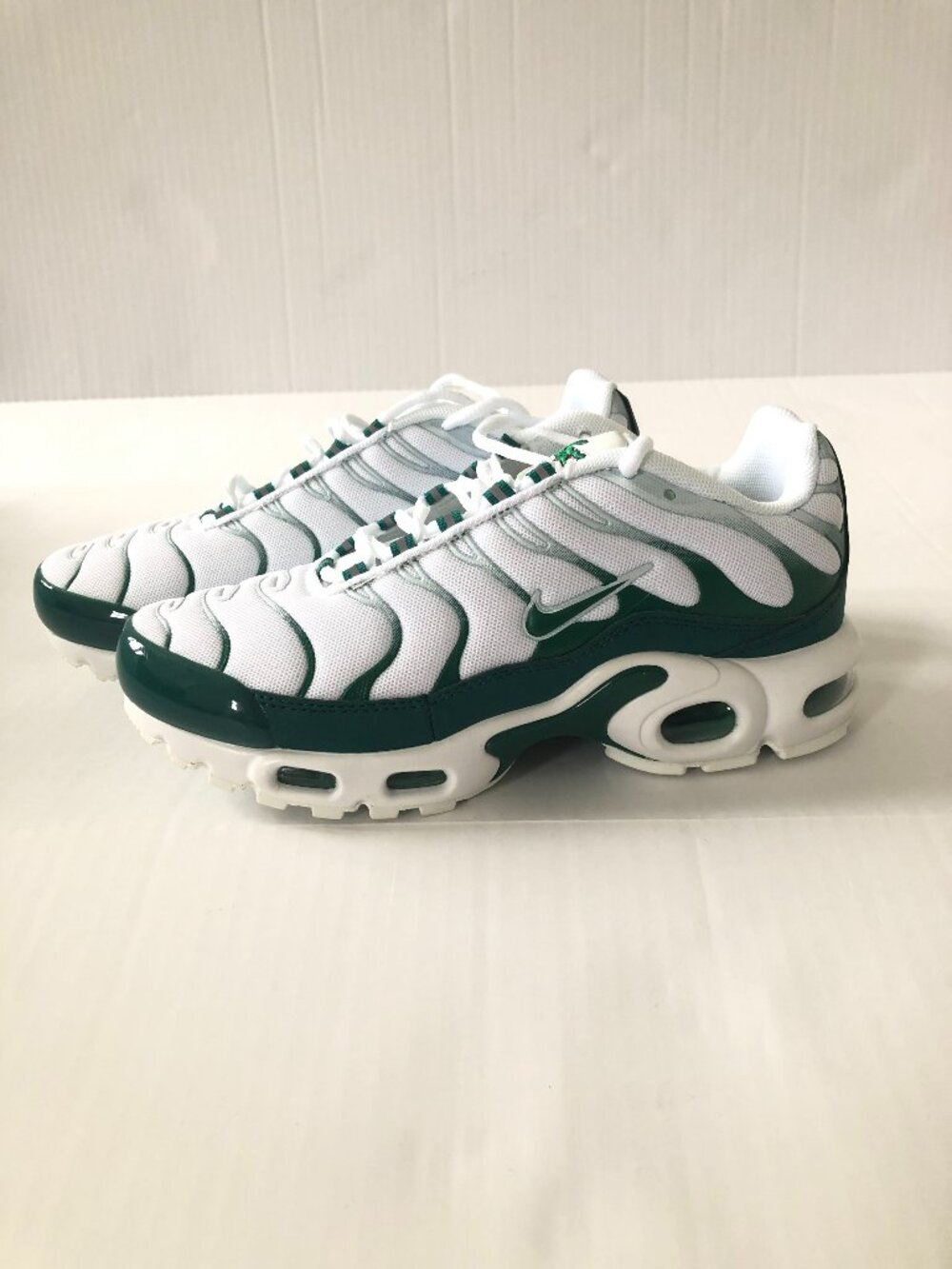 NEW Nike Air Max Plus TN Lacoste White Green Shoes Size 8 "NO BOX"